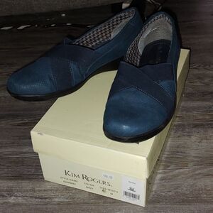 Kim Rogers Navy Dannery slip on shoes  Sz 8.5  EUC